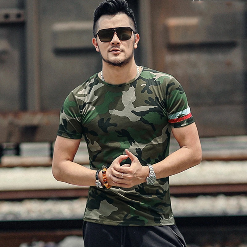 Military T-shirt to impress