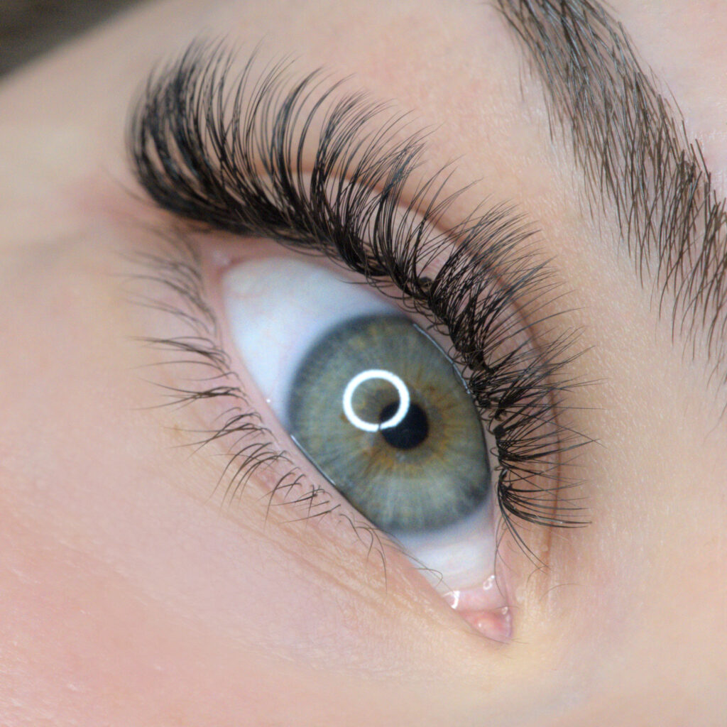 Eyelash Extensions Clearwater
